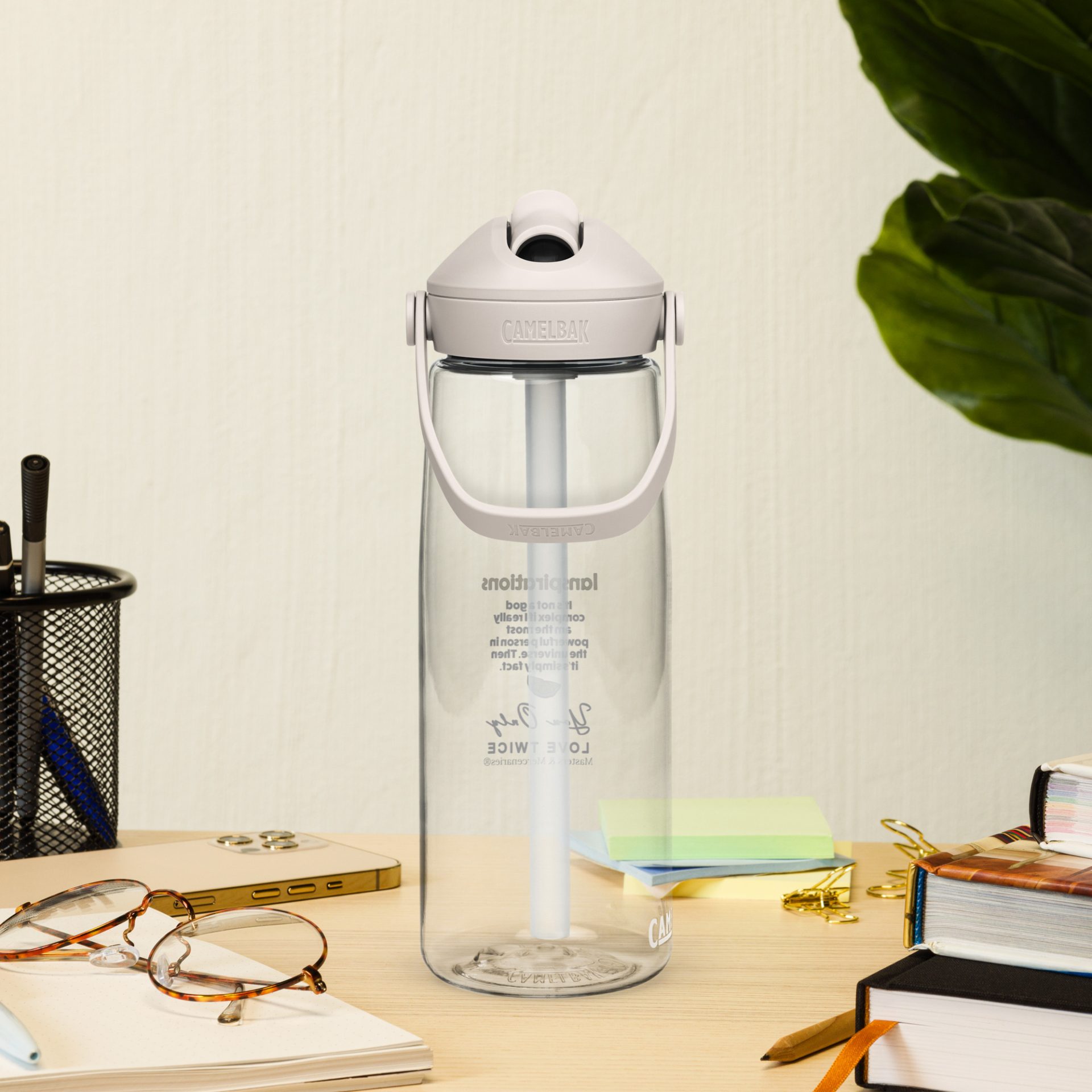 Ianspirations flip straw water bottle - Image 4